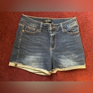 Judy Blue Classic Blue Denim Shorts - Size Med. Like New Condition!
